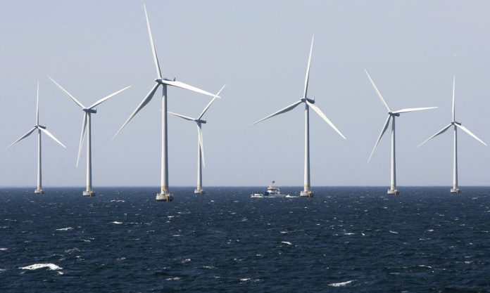 Vindkraftsparken Lillgrund i Öresund